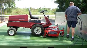 Lawn mower cleaning