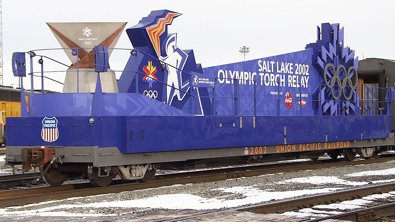 Locomotive washing